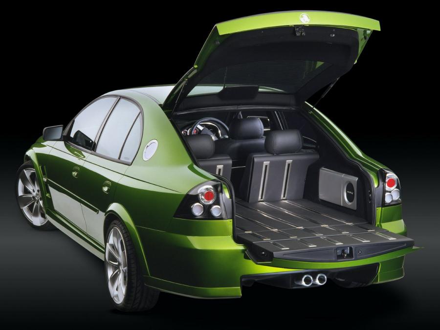  Holden SSX Concept 2002 года  (фото 23 из 26)